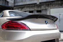 Load image into Gallery viewer, 2009-2016 BMW Z4 E89 RT Style Carbon Fiber Trunk Spoiler - Carbonado Aero