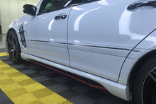 Load image into Gallery viewer, 2001-2007 Mercedes Benz W203 C Class WI Style Side Skirts - Carbonado