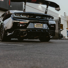 Load image into Gallery viewer, 2017-2025 Chevy Camaro ZL1 / ZL1 1LE EVO Diffuser W/ Smokey Reflectors Gloss Black