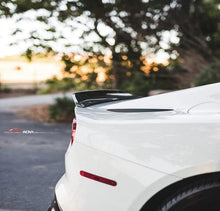Load image into Gallery viewer, 1016 Industries Rear Spoiler Ferrari F12 Berlinetta 2013-2017