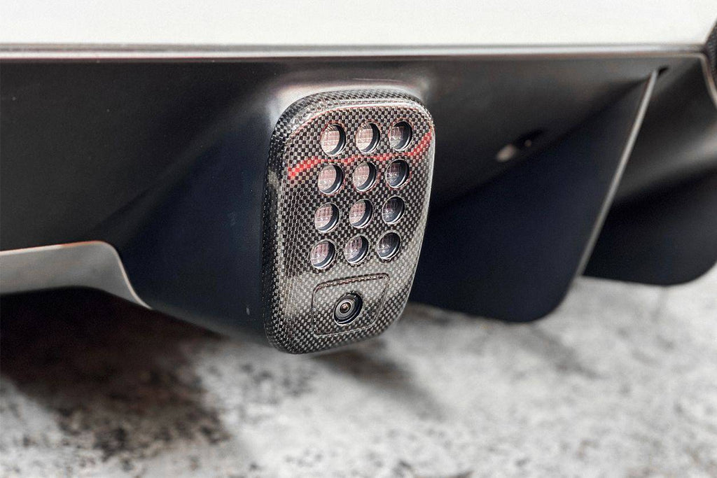 2015-2020 Ferrari 488 GTB Spider Dry Carbon Fiber Rear Black Light Cover With Camera Hole - Carbonado