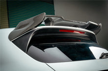 Load image into Gallery viewer, 2018-2025 Porsche 9Y0.1 9Y0.2 Cayenne S &amp; E-Hybrid MSY Style Dry Carbon Fiber Roof Spoiler Wing - Carbonado
