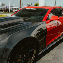 Load image into Gallery viewer, 2016-2025 Chevy Camaro SS RS LT Type-OE Fenders Gloss Carbon Fiber Pair