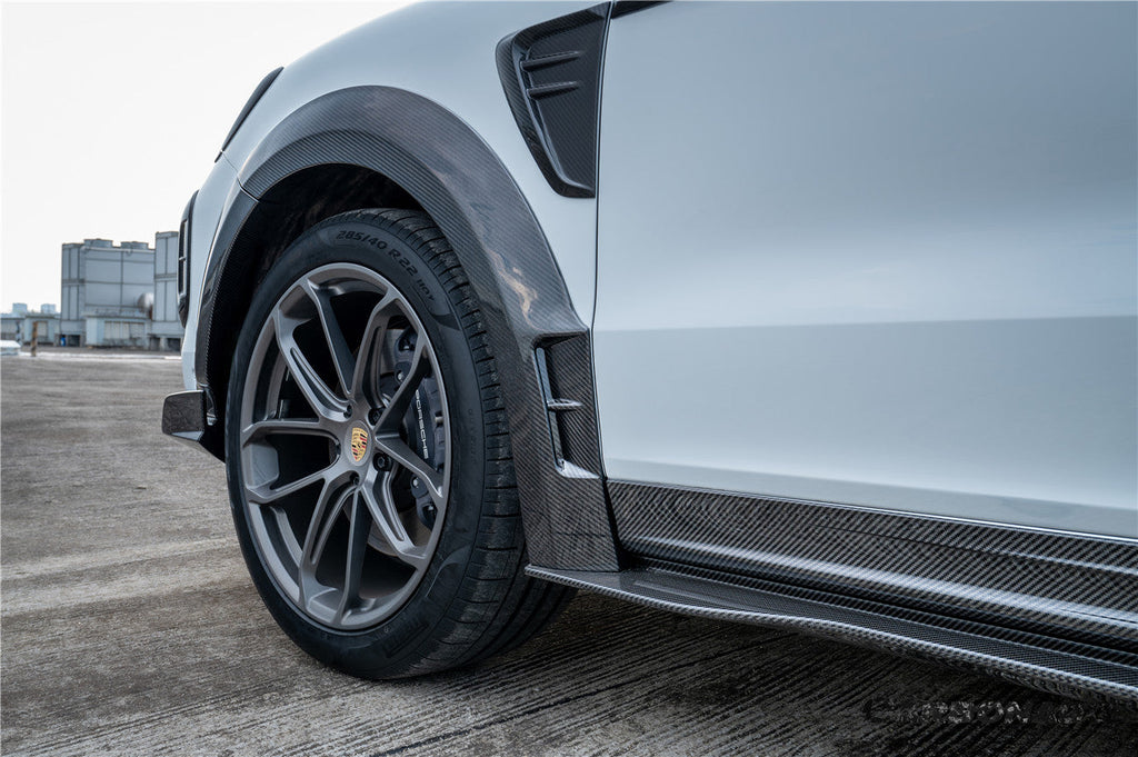2024-2025 Porsche 9Y0.2 Cayenne S   Coupe    E-Hybrid MSY Style Dry Carbon Fiber Wide Body Kit