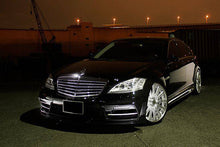 Load image into Gallery viewer, 2007-2013 Mercedes Benz W221 S Class WD Style Front Bumper - Carbonado Aero