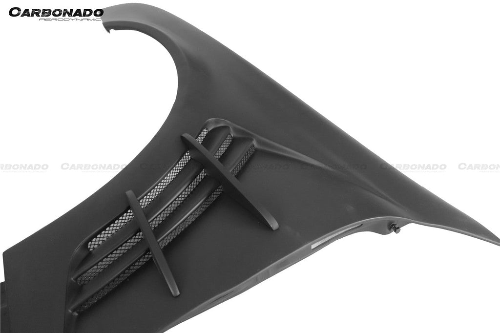 2005-2007 Mercedes Benzw203 C55 AMG  Only WI Style  Front Fender