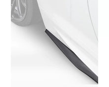 Load image into Gallery viewer, Vorsteiner Glossy Carbon Fiber VRS Aero Side Blades BMW M6 2011-2018
