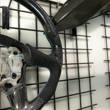 Load image into Gallery viewer, OPEN BOX 2005 to 2013 Corvette C6 Carbon Fiber Steering Wheel