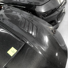 Load image into Gallery viewer, OPEN BOX 2015-2017 Ford Mustang Gloss Carbon Fiber Hood Terminator Aggressive Style