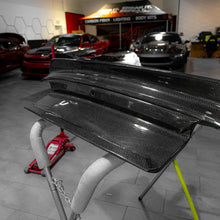 Load image into Gallery viewer, OPEN BOX 2015-2022 MUSTANG DOUBLE SIDED CARBON FIBER TYPE-ST DECKLID WITH INTEGRATED SPOILER