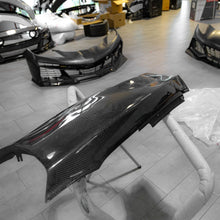 Load image into Gallery viewer, OPEN BOX 2010-2015 CHEVY CAMARO TYPE-SS CARBON FIBER FENDERS (PAIR)
