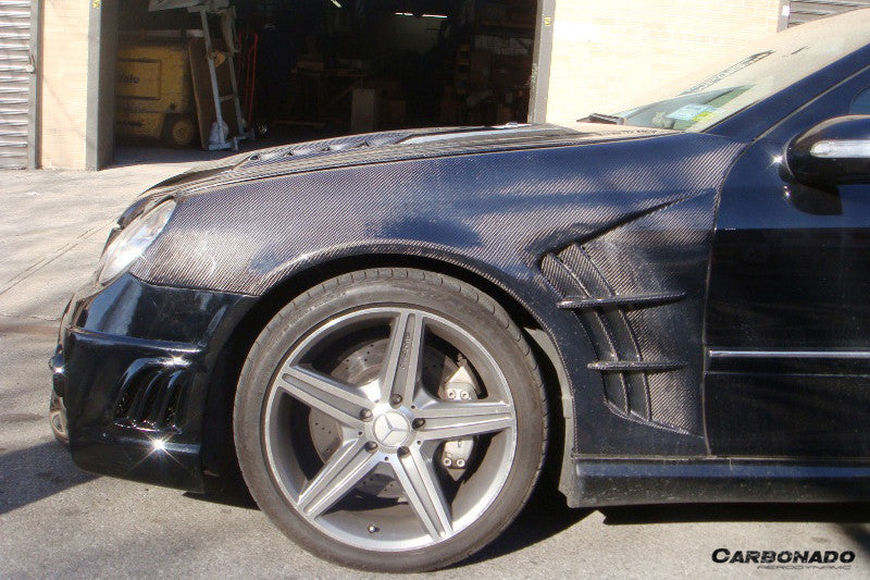 2005-2007 Mercedes Benzw203 C55 AMG  Only WI Style  Front Fender - Carbonado
