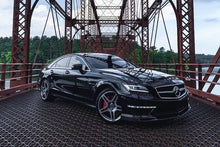 Load image into Gallery viewer, 2011-2015 Mercedes Benz CLS63 AMG W218 VS Style Front Lip - Carbonado