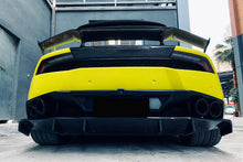 Load image into Gallery viewer, 2015-2020 Lamborghini Huracan LP610 DC Style Rear Diffuser - Carbonado