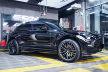 Load image into Gallery viewer, 2021-2024 Aston Martin DBX 707 Style Dry Carbon Fiber Side Skirts - Carbonado