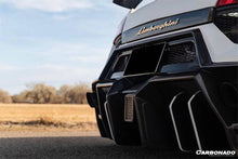 Load image into Gallery viewer, 2009-2014 Lamborghini Gallardo BKSS Style Rear Bumper - Carbonado Aero