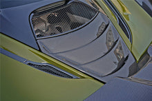 Load image into Gallery viewer, 2017-2022 McLaren 720S Coupe Only DRY Carbon Fiber Engine Cover Replacement （Dont Fit Spyder） - Carbonado