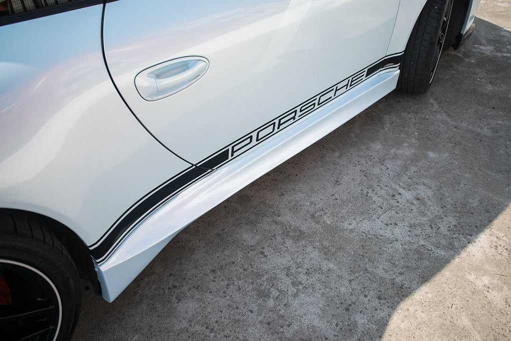 2009-2012 Porsche 911 997.2 Carrera S T Style Side Skirts - Carbonado