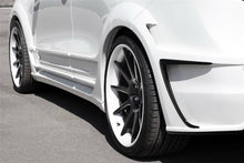Load image into Gallery viewer, 2011-2014 Porsche Cayenne 958.1 LM Style Full Wide Body Kit - Carbonado Aero