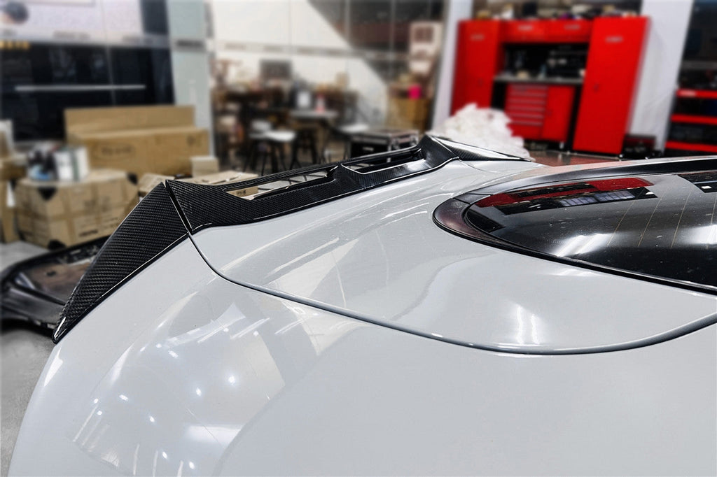 2019-2024 McLaren GT WP Style Dry Carbon Fiber Trunk Spoiler