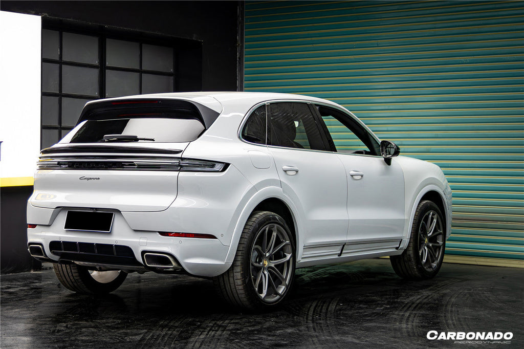 Carbonado 2018-2025 Porsche 9Y0 9YA Cayenne S    GTS    E-Hybrid TKT Style Carbon Fiber Trunk Spoiler