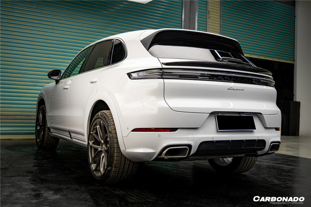 Carbonado 2018-2025 Porsche 9Y0 9YA Cayenne S    GTS    E-Hybrid TKT Style Carbon Fiber Trunk Spoiler