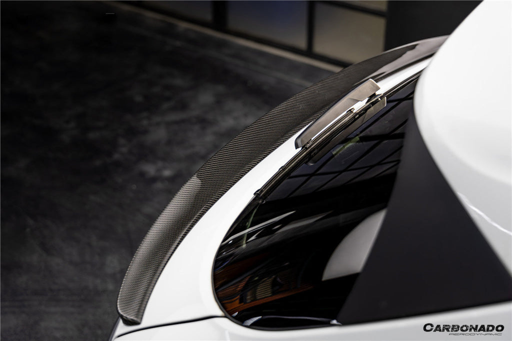 Carbonado 2018-2025 Porsche 9Y0 9YA Cayenne S    GTS    E-Hybrid TKT Style Carbon Fiber Trunk Spoiler