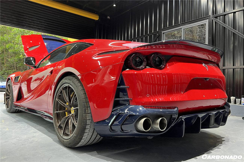 2018-UP Ferrari 812 Superfast MSY Style DRY Carbon Fiber Rear Diffuser w/ Light - Carbonado Aero