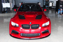 Load image into Gallery viewer, 2008-2013 BMW M3 E92 &amp; E93 SIB Style Carbon Fiber Hood