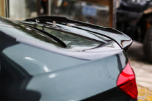 Load image into Gallery viewer, 2014-2020 BMW M3 F80 3 Series F30 F35 VRS Style Carbon Fiber Trunk Spoiler