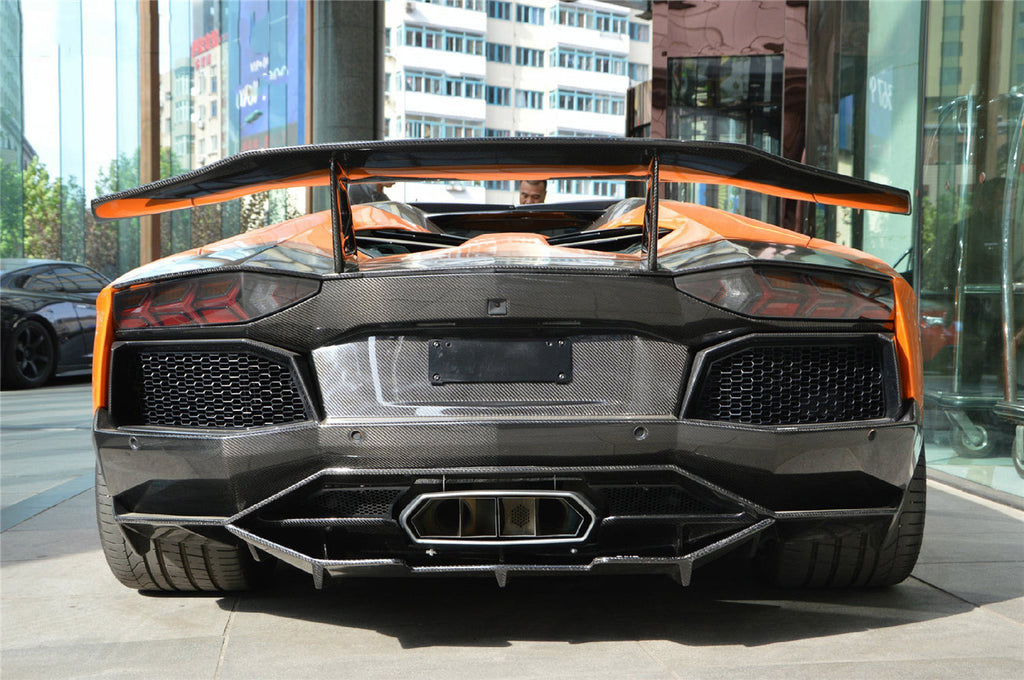 2011-2016 Lamborghini Aventador LP700 LP740 Coupe Roadster DC Style Carbon Fiber Rear Diffuser