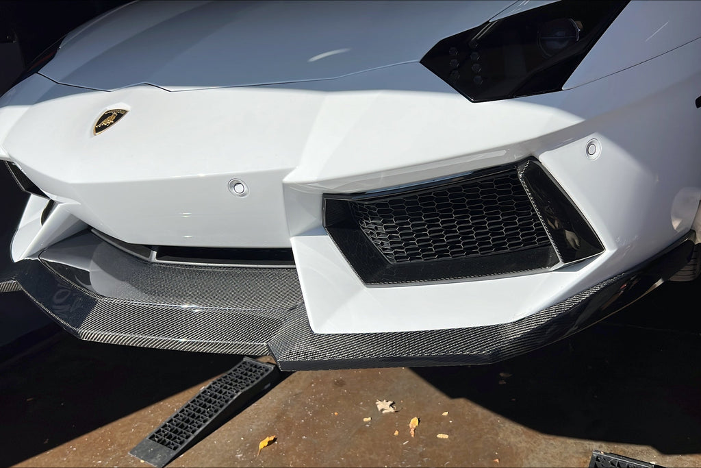 2011-2016 Lamborghini Aventador LP700 Coupe Roadster DC Style Carbon Fiber Front Lip