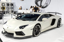 Load image into Gallery viewer, 2011-2016 Lamborghini Aventador LP700 Coupe Roadster DC Style Carbon Fiber Front Lip