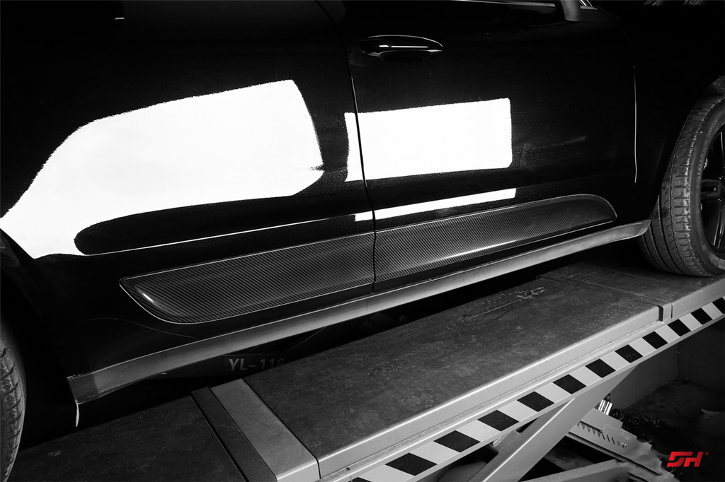 2014-2024 Porsche Macan & S & Turbo & GTS 95B Dry Carbon Fiber Door Trims - Carbonado