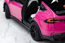 Load image into Gallery viewer, 2016-2021 Tesla Model X SUV RZS Style Carbon Fiber Side Skirts