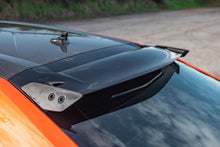 Load image into Gallery viewer, Carbonado 2018-2025 Lamborghini Urus Performante Style Dry Carbon Fiber Roof Spoiler - Carbonado