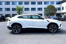 Load image into Gallery viewer, 2018-2025 Lamborghini URUS Convert Performante Style Side Skirts