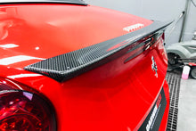 Load image into Gallery viewer, 2015-2018 Ferrari California BKSS Style Carbon Fiber Trunk Spoiler