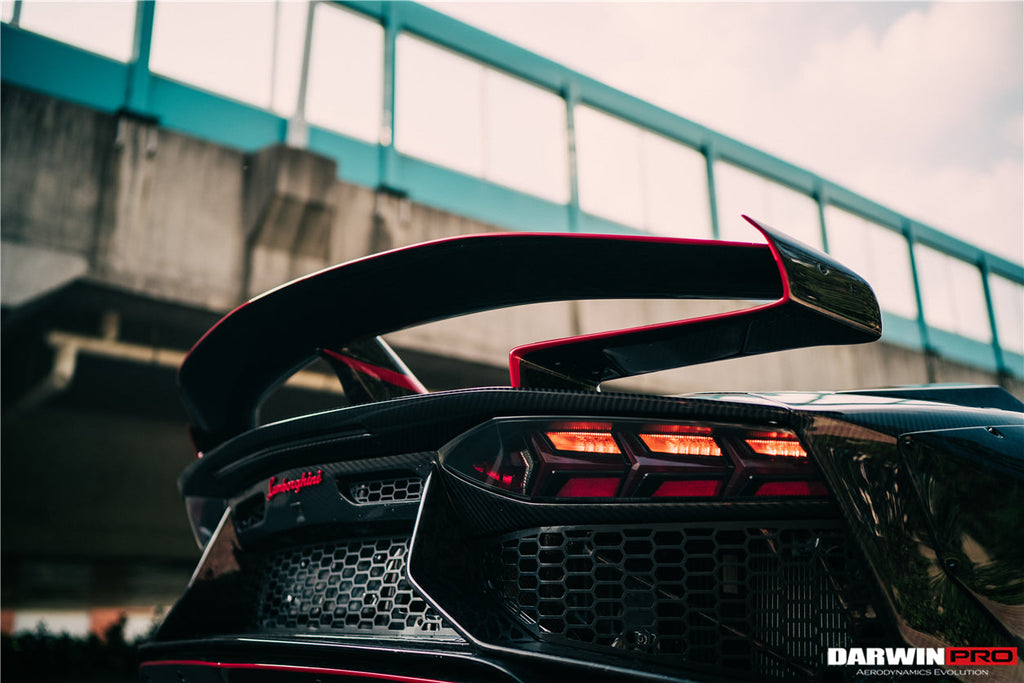 DarwinPRO 2011-2016 Lamborghini Aventador LP700 Roadster SV-BKSSII Style Engine Hood And Wing