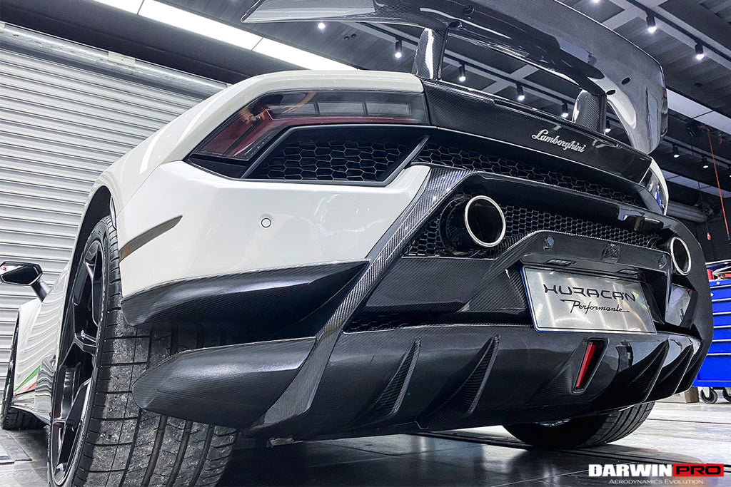 DarwinPRO 2015-2020 Lamborghini Huracan LP610 & LP580 Performante Style Partial Carbon Rear Bumper