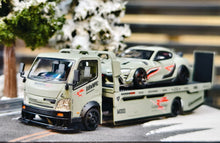 Load image into Gallery viewer, DarwinPRO Limited Edition 1:64 Scale Diecast Cutom Tow Trunk Model