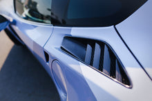 Load image into Gallery viewer, 2013-2017 Corvette C7 Z51 Carbon Fiber Rear Quarter Panel Vents