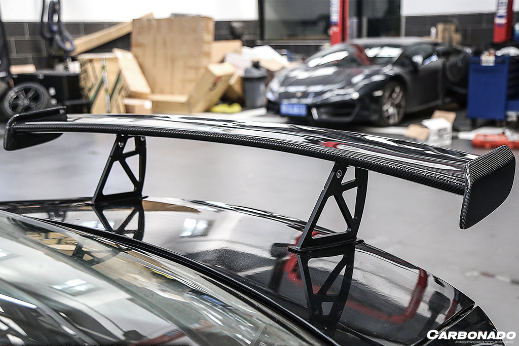Mercedes Benz W204 C Class  C63 AMG Sedan BKSS Style Carbon Fiber Trunk Spoiler