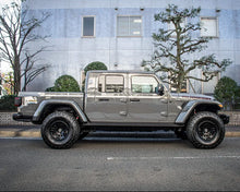 Load image into Gallery viewer, HRE Jeep Gladiator FT1 FlowForm Wheel Set 17x9