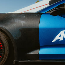 Load image into Gallery viewer, 2017-2025 Chevy Camaro ZL1 OEM Gloss Carbon Fiber Fenders