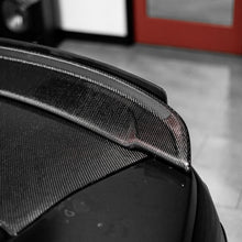 Load image into Gallery viewer, 2014-2015 CHEVY CAMARO Z28 STYLE CARBON FIBER SPOILER WICKER BILL