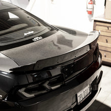 Load image into Gallery viewer, 2014-2015 CHEVY CAMARO Z28 STYLE CARBON FIBER SPOILER WICKER BILL