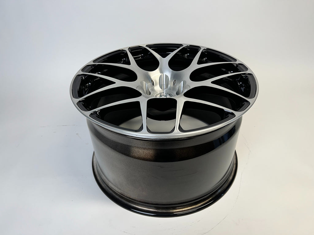 HRE Wheels Monoblock P40 Brushed with Gloss Black Inside 20x12 - Single Wheel CLEARANCE