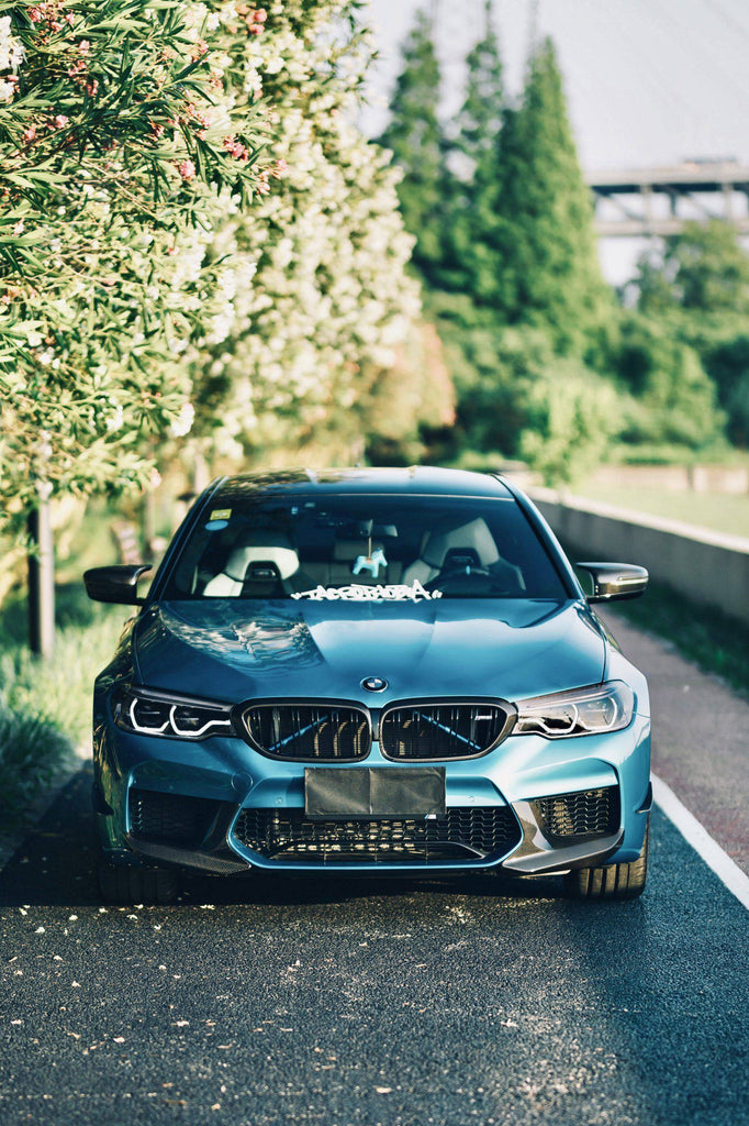 2018-2020 BMW F90 M5 And Competition MP Style Carbon Fiber Front Splitters (NOT LCI) - Carbonado Aero