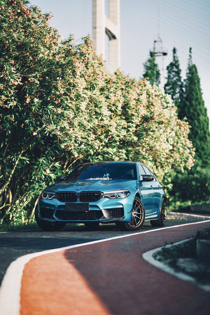 2018-2023 BMW F90 M5 MP Style Carbon Fiber Side Skirts - Carbonado Aero